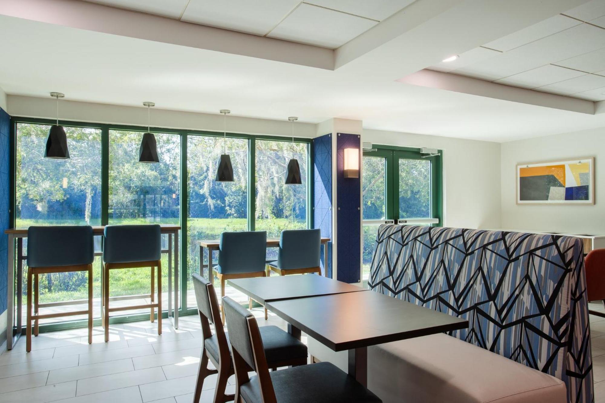 Holiday Inn Express & Suites Bradenton East-Lakewood Ranch By Ihg Екстер'єр фото